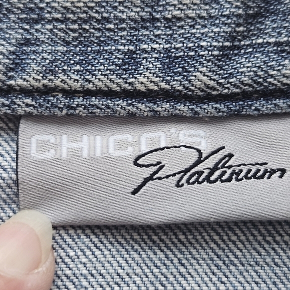 Chico's Platinum Women Size 1 (Medium) Denim Jean Jacket Studded 3/4 Sleeve - Picture 11 of 12